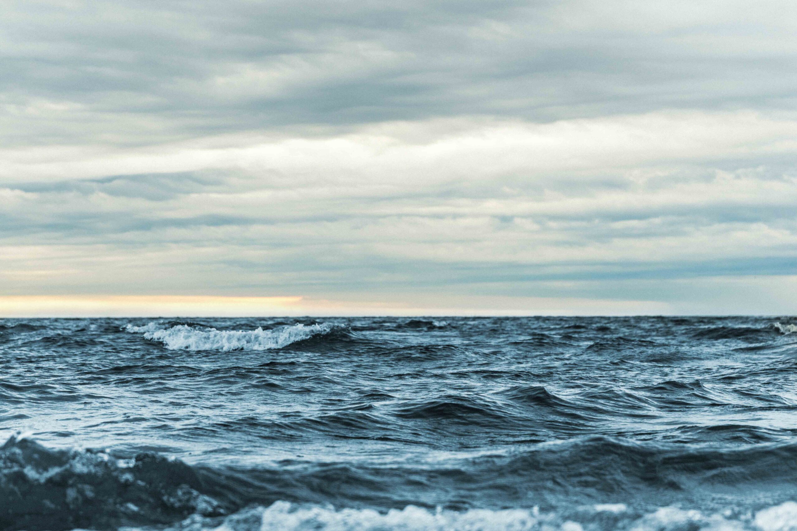 ocean and horizon